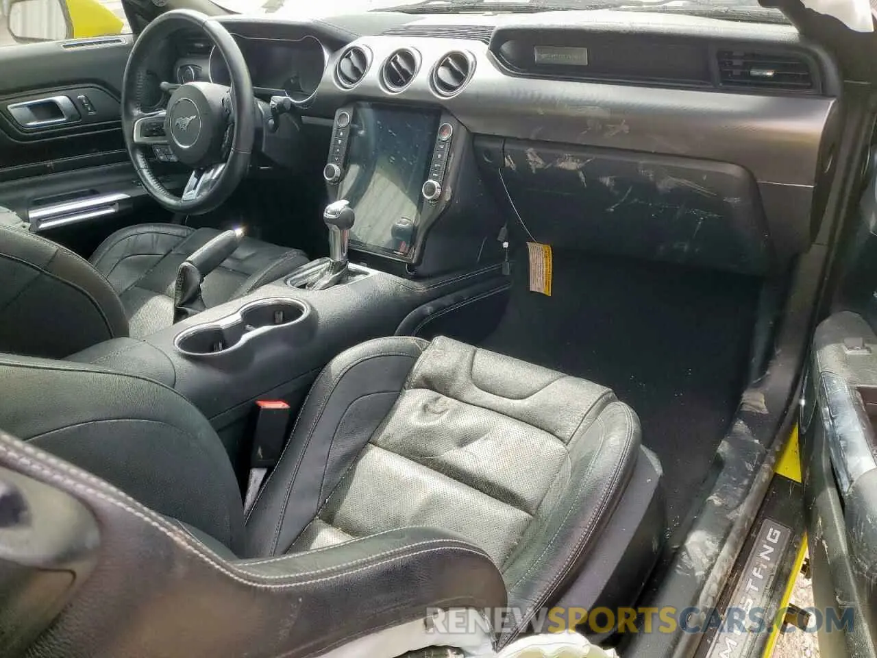 8 fotografías del automóvil dañado 1FA6P8TH5M5152165 FORD ALL Models 2021