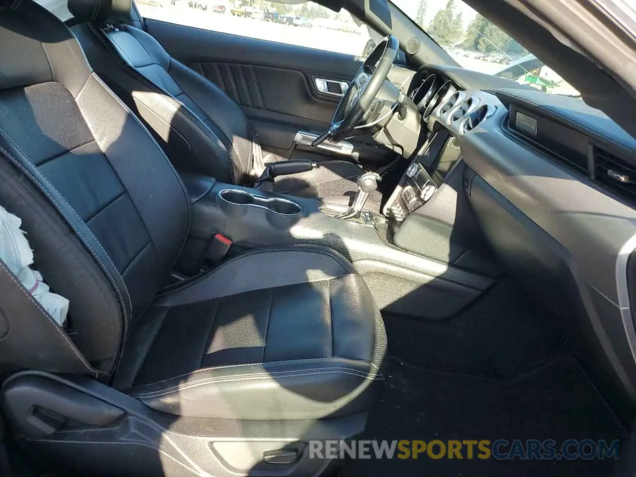 7 fotografías del automóvil dañado 1FA6P8THXM5101907 FORD ALL Models 2021