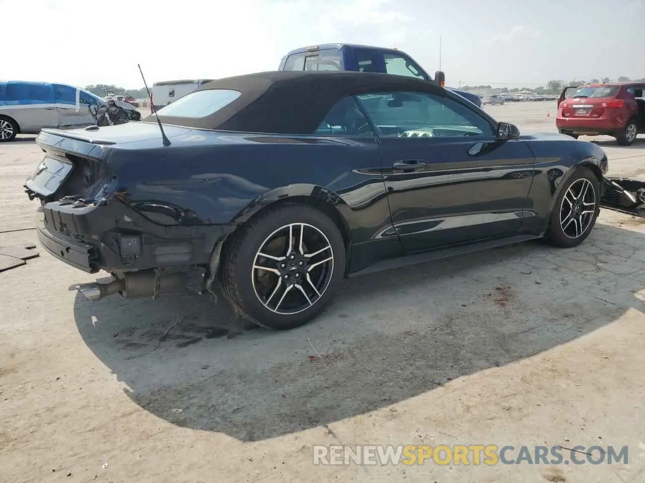 3 fotografías del automóvil dañado 1FATP8UH5M5120737 FORD ALL Models 2021