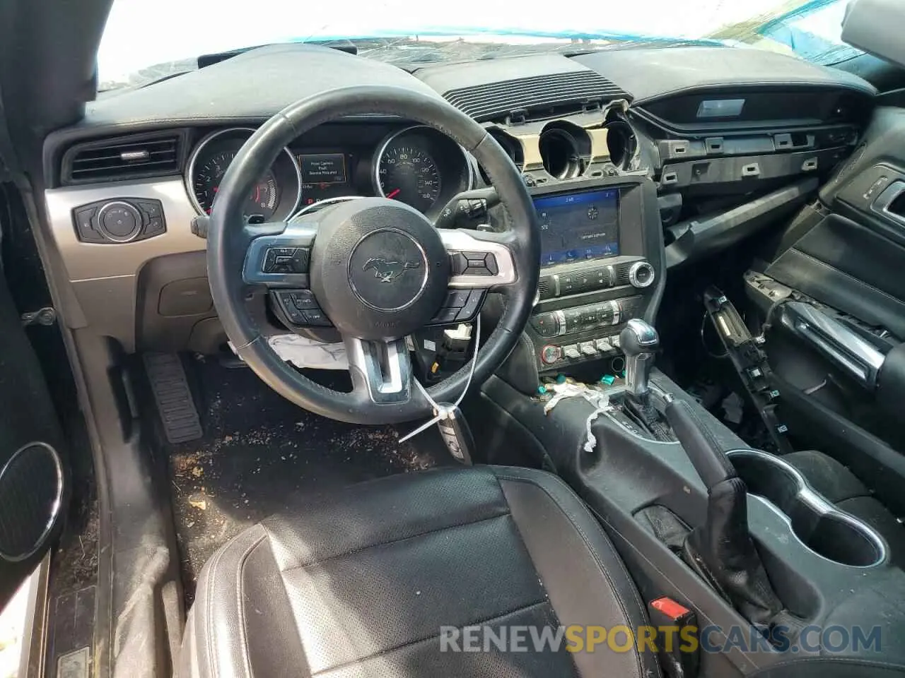 8 fotografías del automóvil dañado 1FATP8UH5M5124884 FORD ALL Models 2021