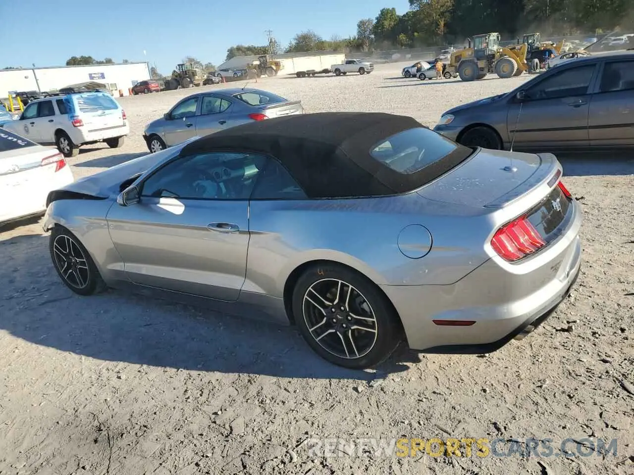 2 fotografías del automóvil dañado 1FATP8UH6M5122562 FORD ALL Models 2021