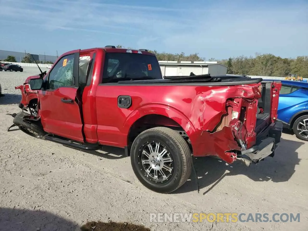 2 fotografías del automóvil dañado 1FTMF1C55MKE97716 FORD All Models 2021