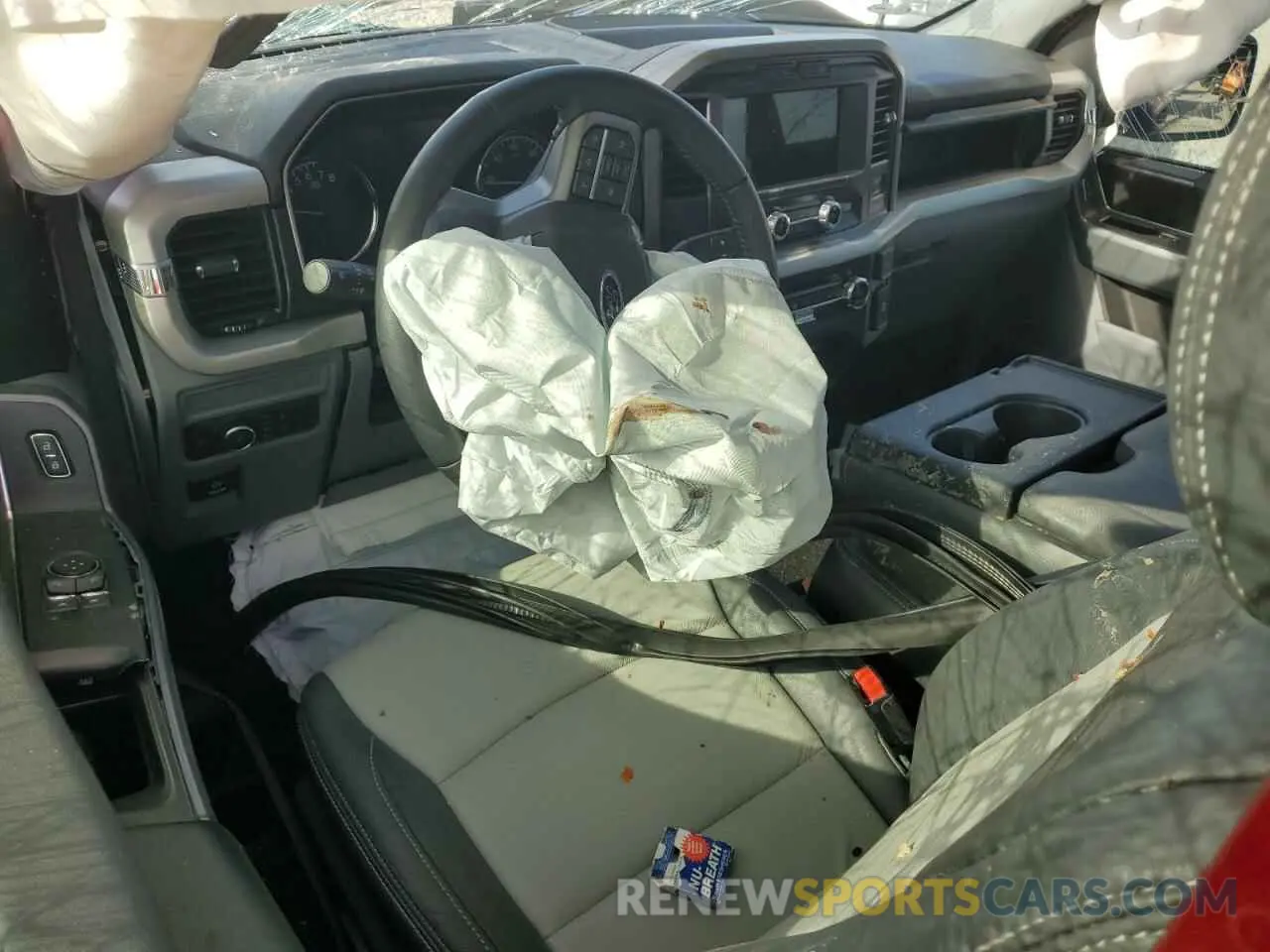 8 fotografías del automóvil dañado 1FTMF1C55MKE97716 FORD All Models 2021