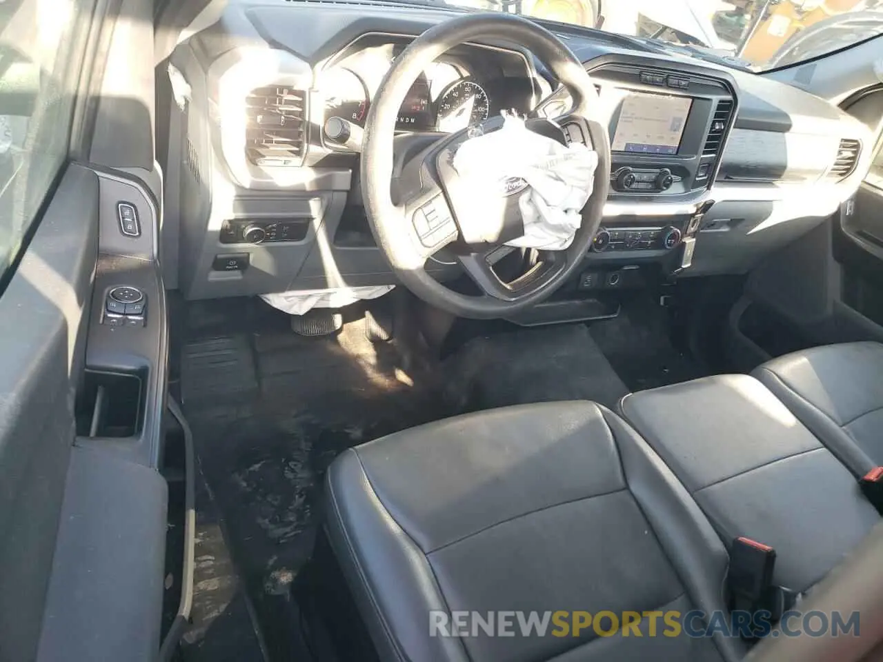 8 fotografías del automóvil dañado 1FTMF1CB0MKE15736 FORD All Models 2021
