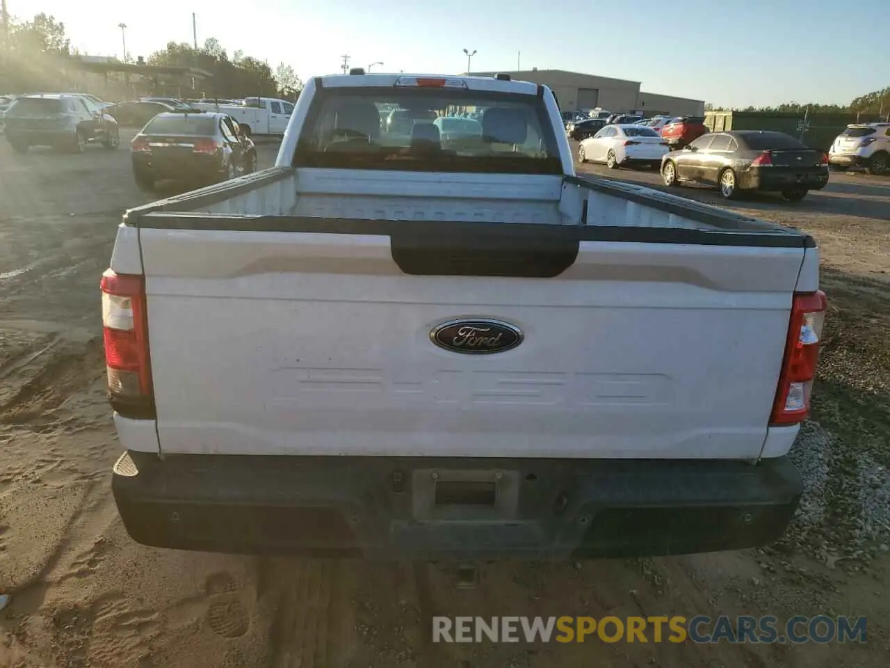 6 fotografías del automóvil dañado 1FTMF1CB4MKD44024 FORD All Models 2021