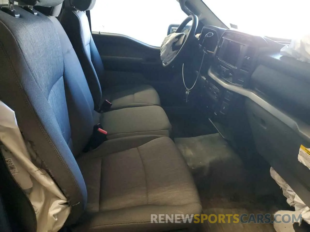 10 fotografías del automóvil dañado 1FTMF1E54MKE22485 FORD All Models 2021