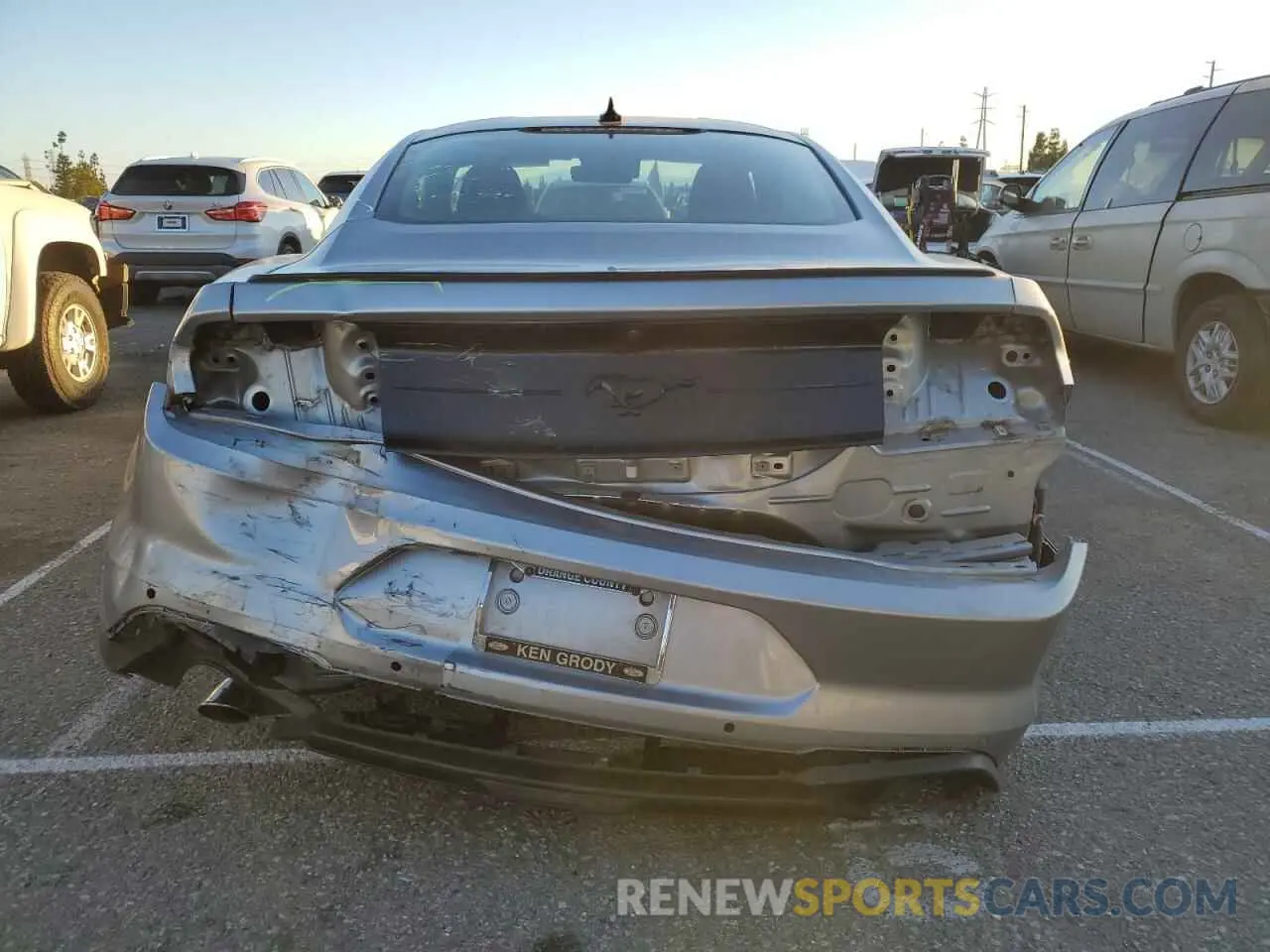 6 fotografías del automóvil dañado 1FA6P8TH3N5128786 FORD ALL Models 2022