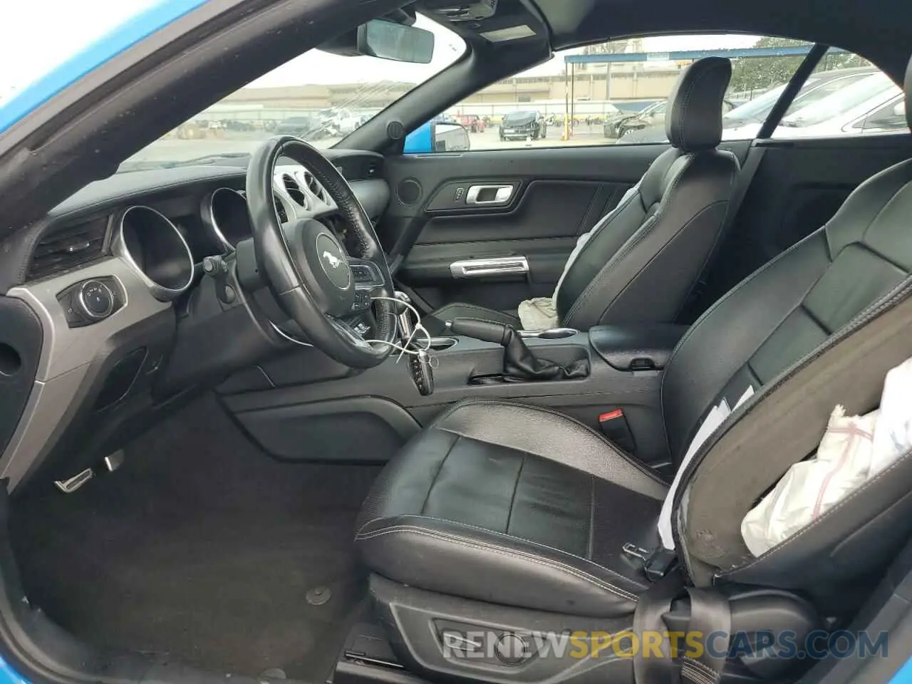 7 fotografías del automóvil dañado 1FATP8UH3N5115604 FORD ALL Models 2022