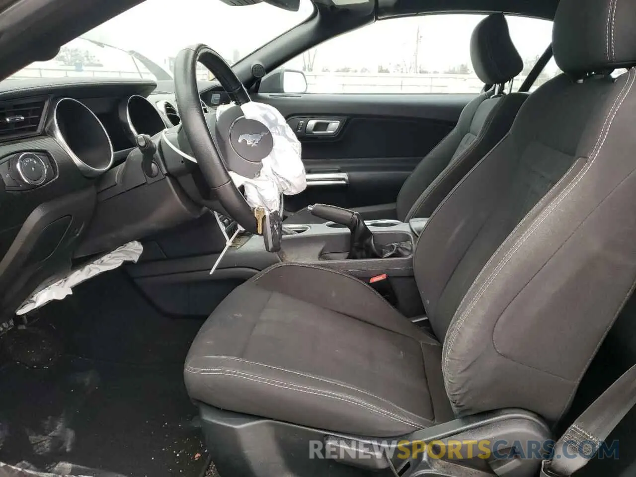 7 fotografías del automóvil dañado 1FATP8UH6N5134728 FORD ALL Models 2022