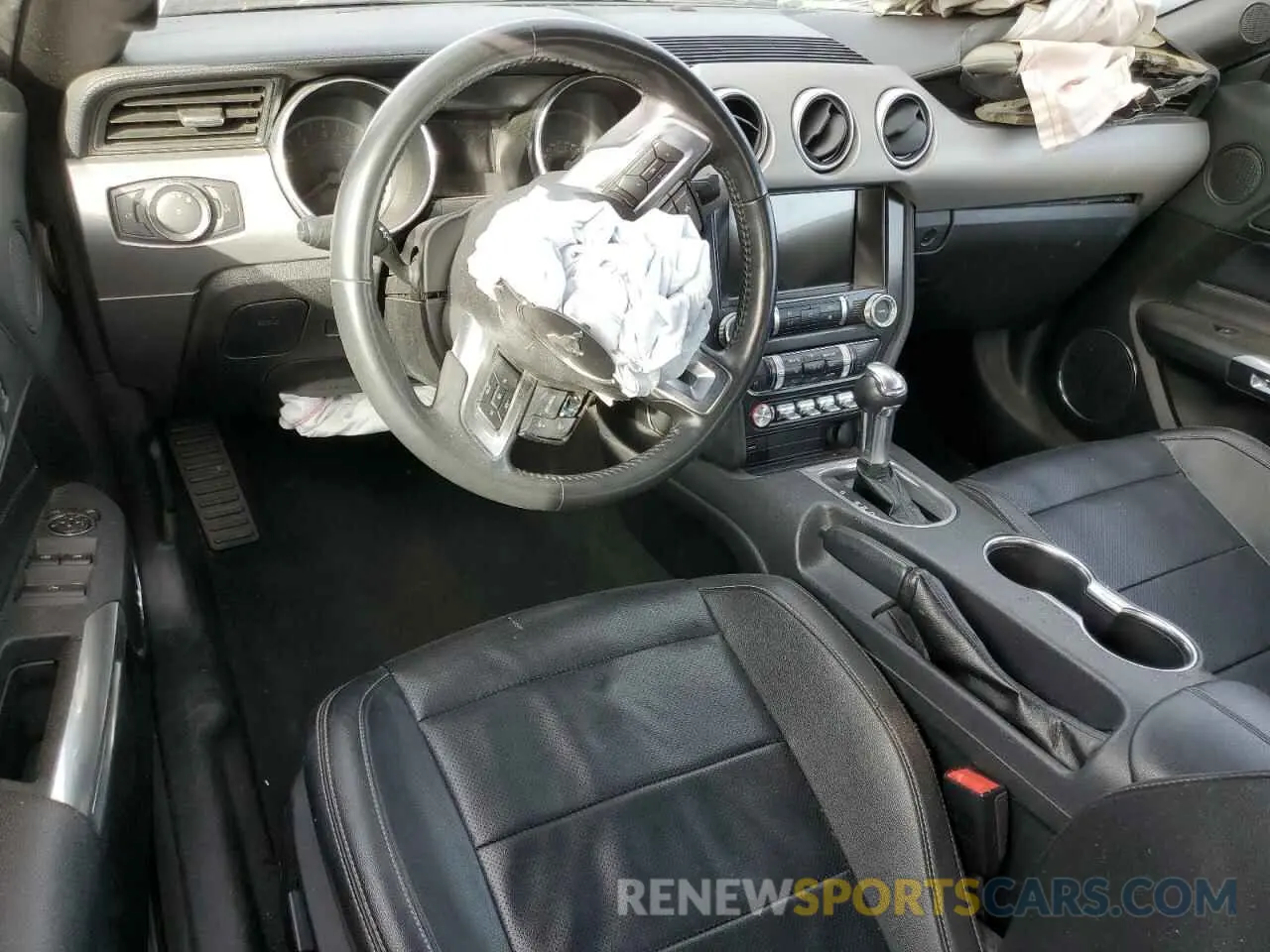 8 fotografías del automóvil dañado 1FATP8UH8N5100869 FORD ALL Models 2022