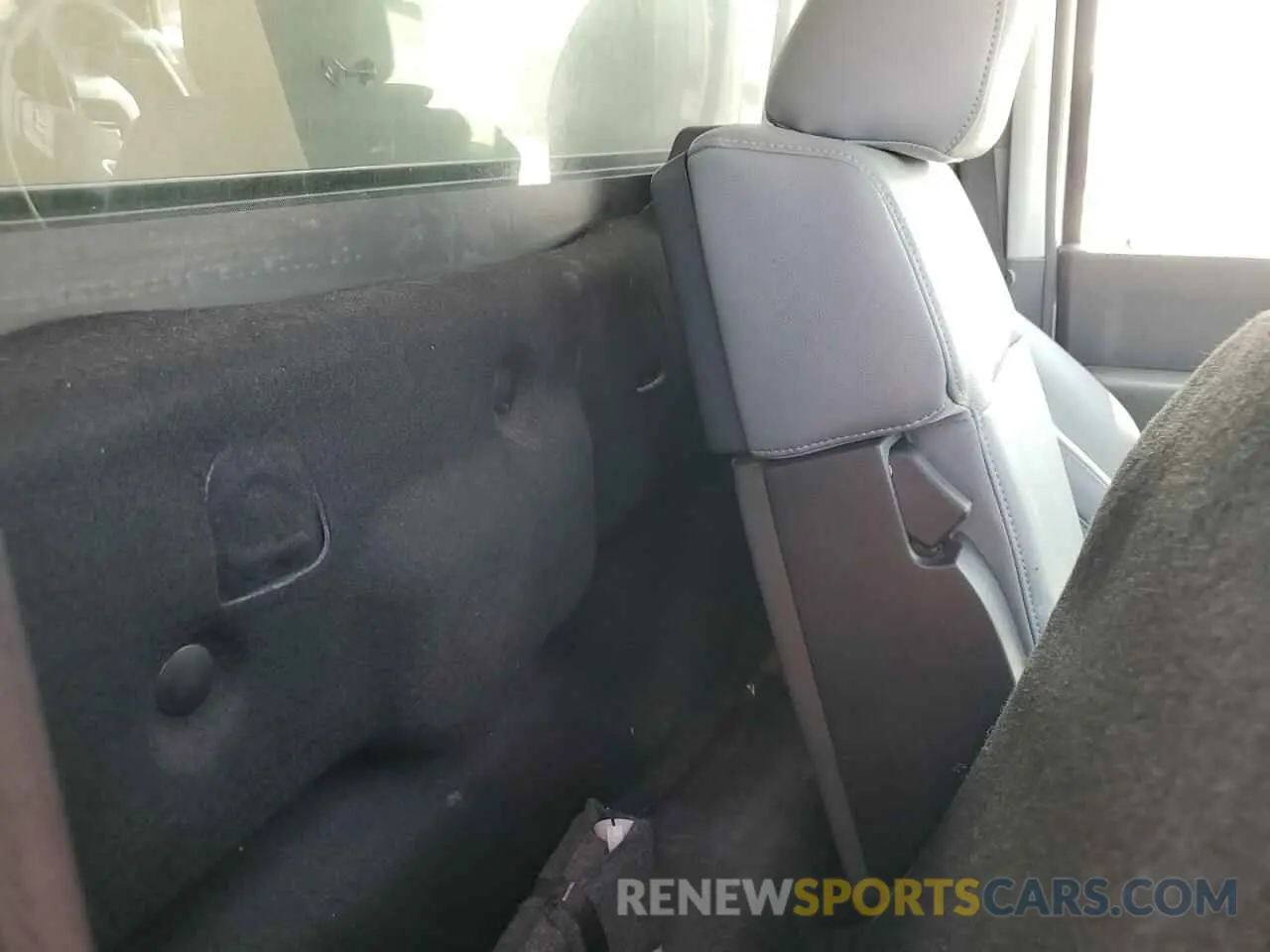 10 fotografías del automóvil dañado 1FTMF1CB0NKD24628 FORD All Models 2022