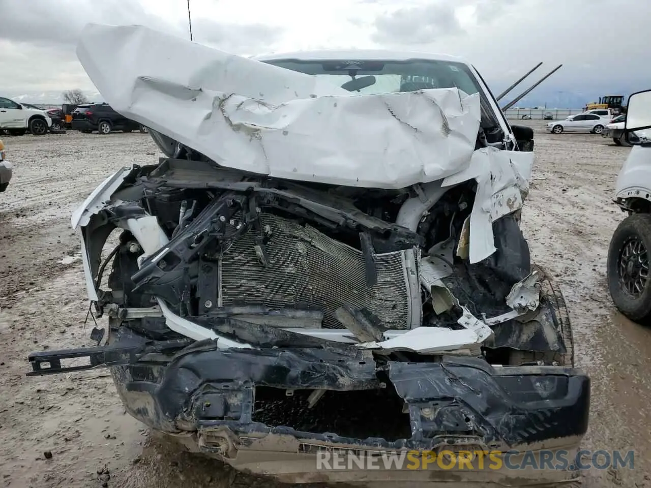 5 fotografías del automóvil dañado 1FTMF1EB1NKE34424 FORD All Models 2022