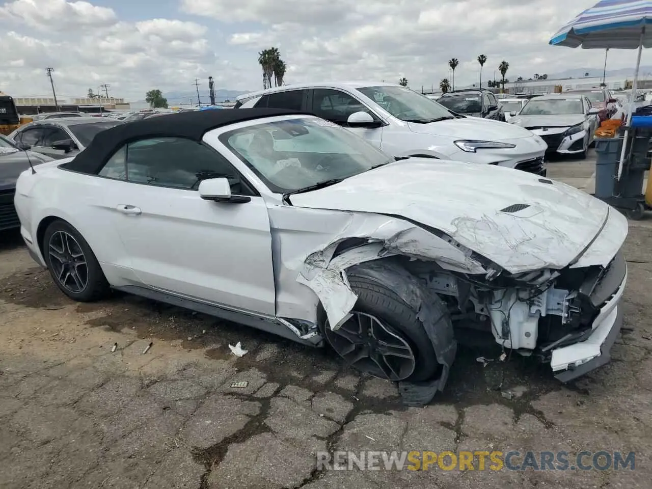 4 fotografías del automóvil dañado 1FATP8UH8P5110787 FORD ALL Models 2023