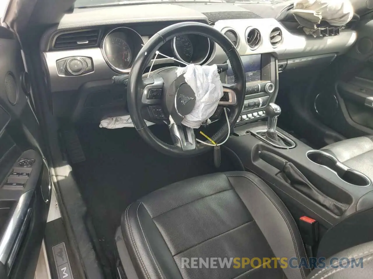 8 fotografías del automóvil dañado 1FATP8UH8P5110787 FORD ALL Models 2023