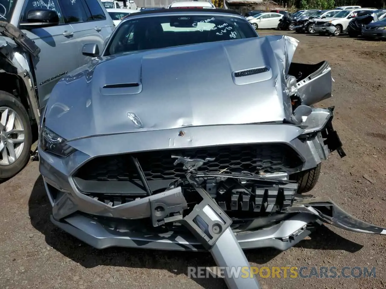 5 fotografías del automóvil dañado 1FATP8UH9P5102603 FORD ALL Models 2023