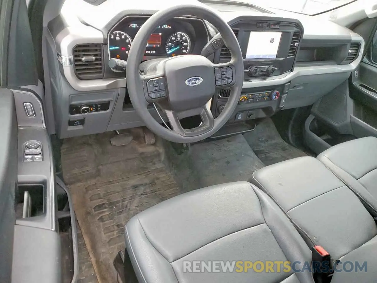 8 fotografías del automóvil dañado 1FTMF1CB6PKE64993 FORD All Models 2023