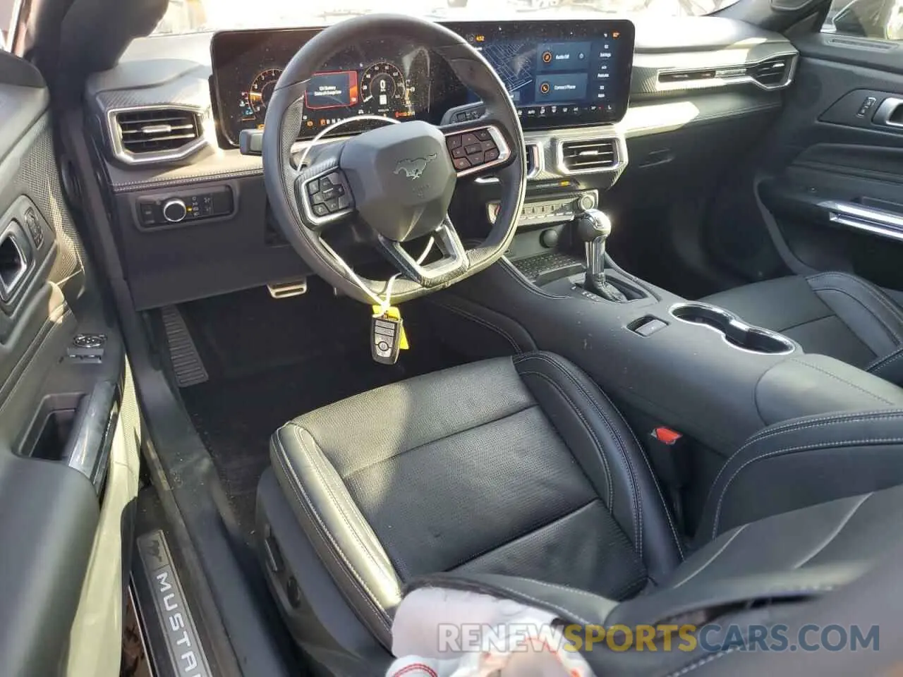 8 fotografías del automóvil dañado 1FA6P8TH5R5118346 FORD ALL Models 2024