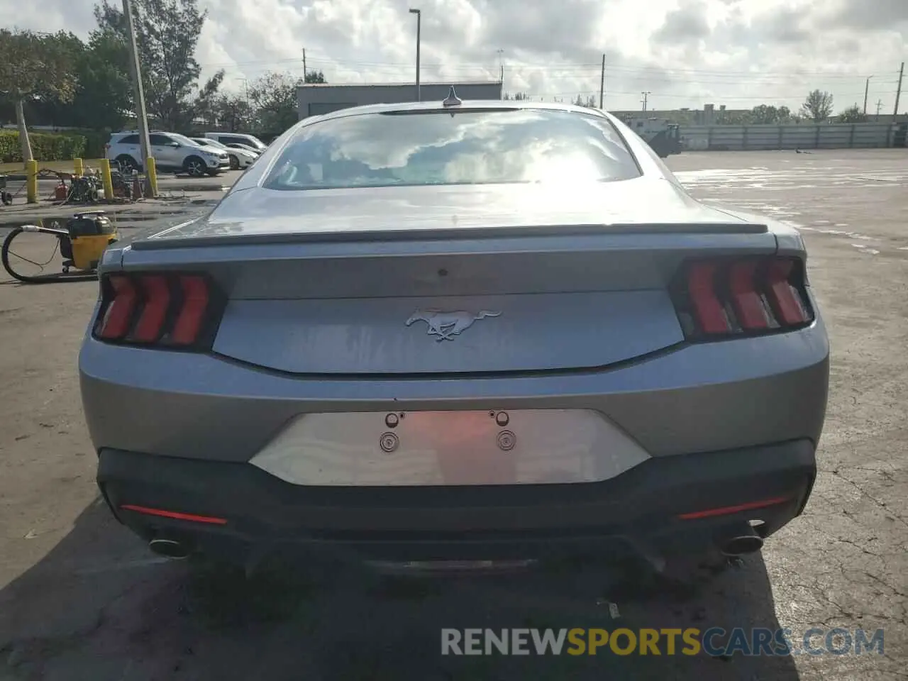 6 fotografías del automóvil dañado 1FA6P8THXR5126314 FORD ALL Models 2024
