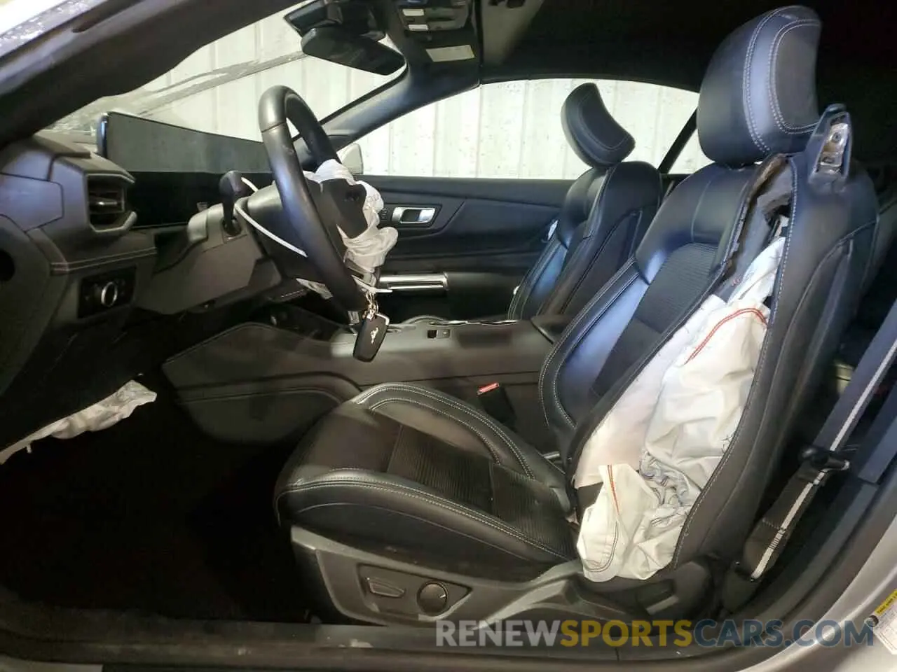 7 fotografías del automóvil dañado 1FAGP8UH2R5133180 FORD ALL Models 2024