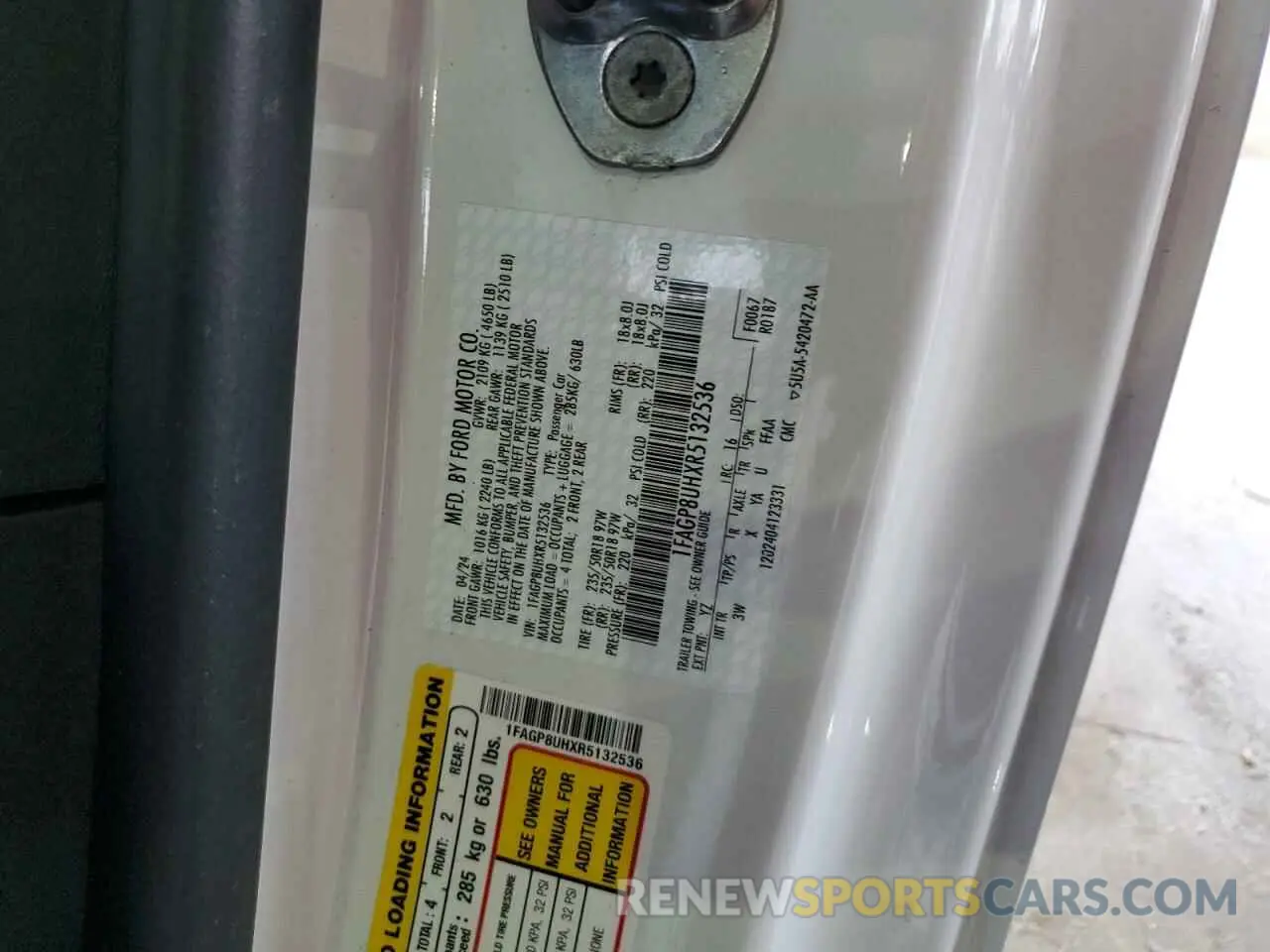 12 fotografías del automóvil dañado 1FAGP8UHXR5132536 FORD ALL Models 2024