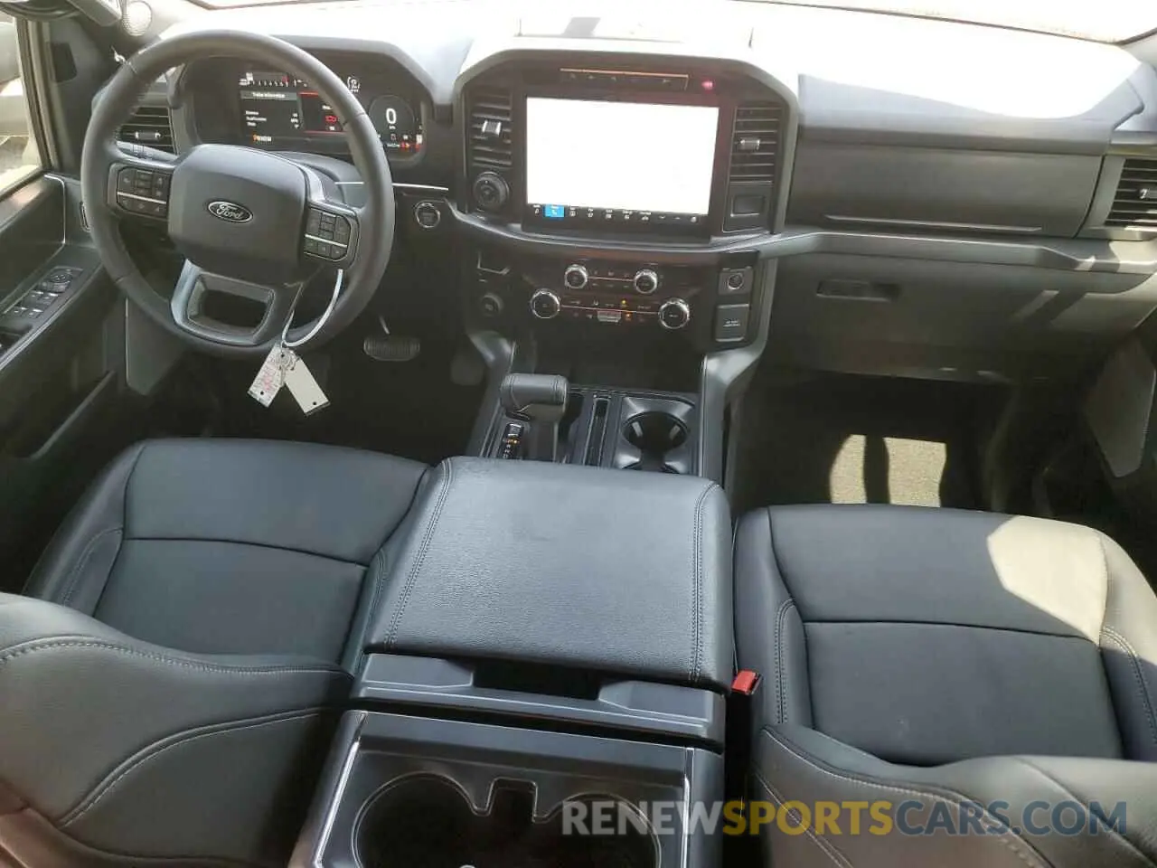 8 fotografías del automóvil dañado 1FTEW3KPXRFB52359 FORD All Models 2024