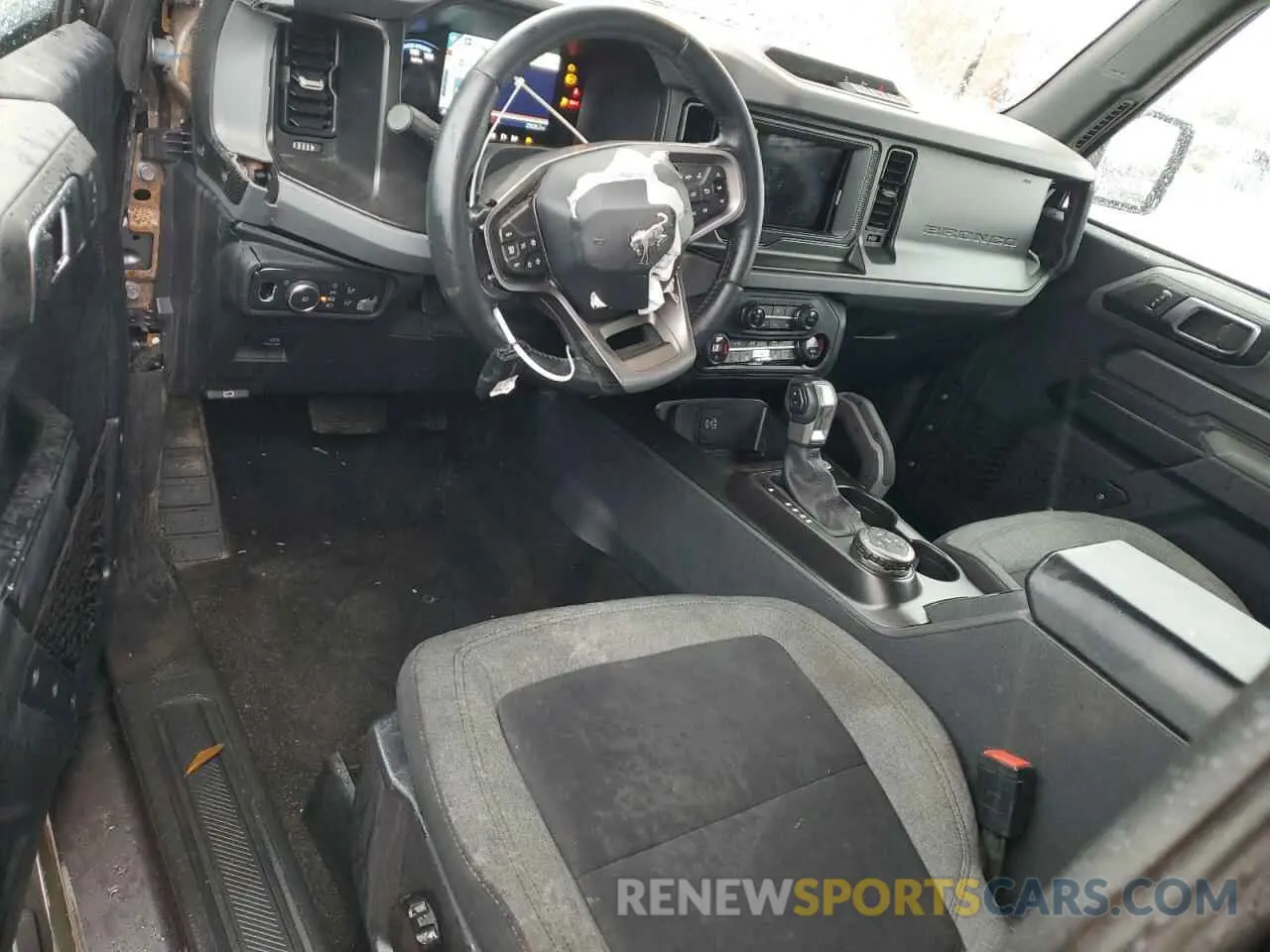 8 fotografías del automóvil dañado 1FMDE5AH7MLA79865 FORD BRONCO 2021