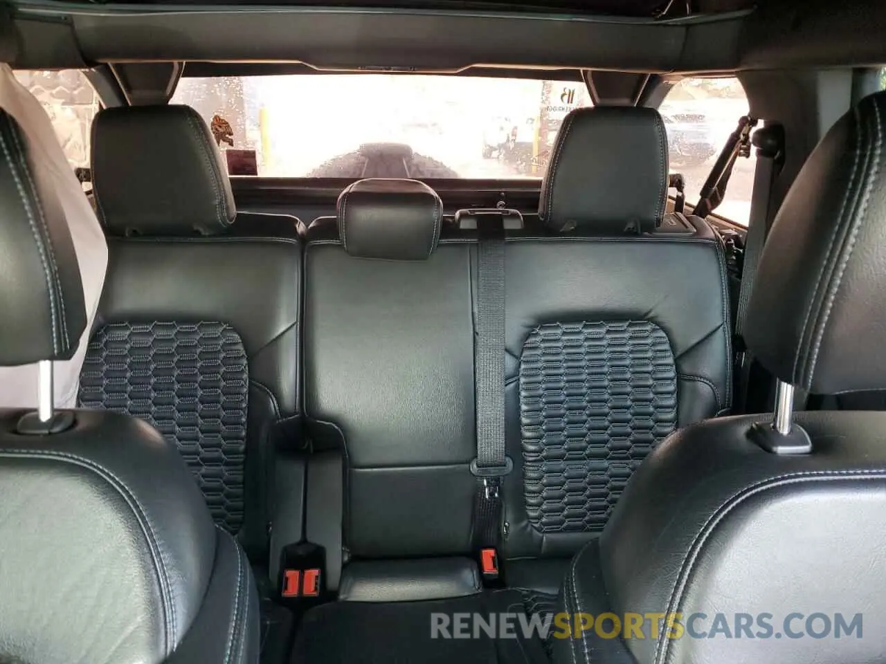 10 fotografías del automóvil dañado 1FMDE5BH2MLB06341 FORD BRONCO 2021