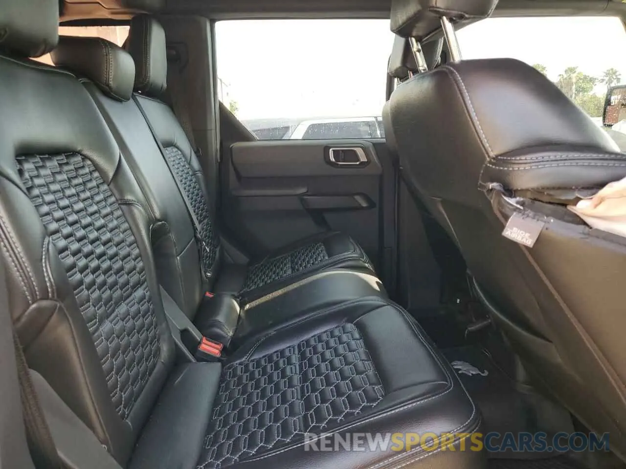 11 fotografías del automóvil dañado 1FMDE5BH2MLB06341 FORD BRONCO 2021