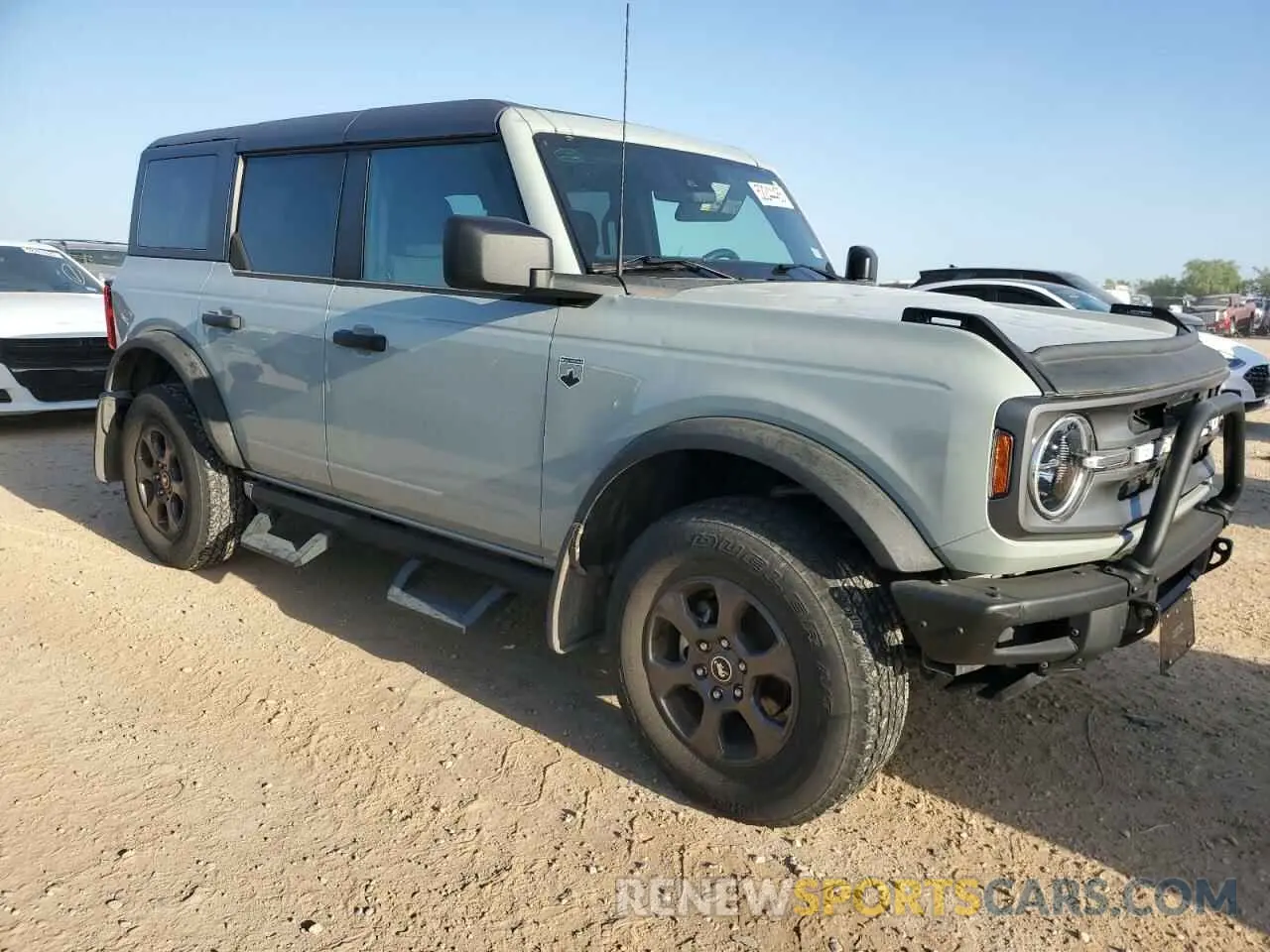 4 fotografías del automóvil dañado 1FMDE5BH9MLA89439 FORD BRONCO 2021