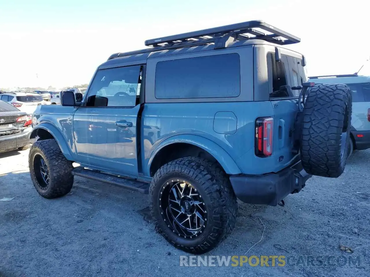 2 fotografías del automóvil dañado 1FMDE5CPXMLA63292 FORD BRONCO 2021