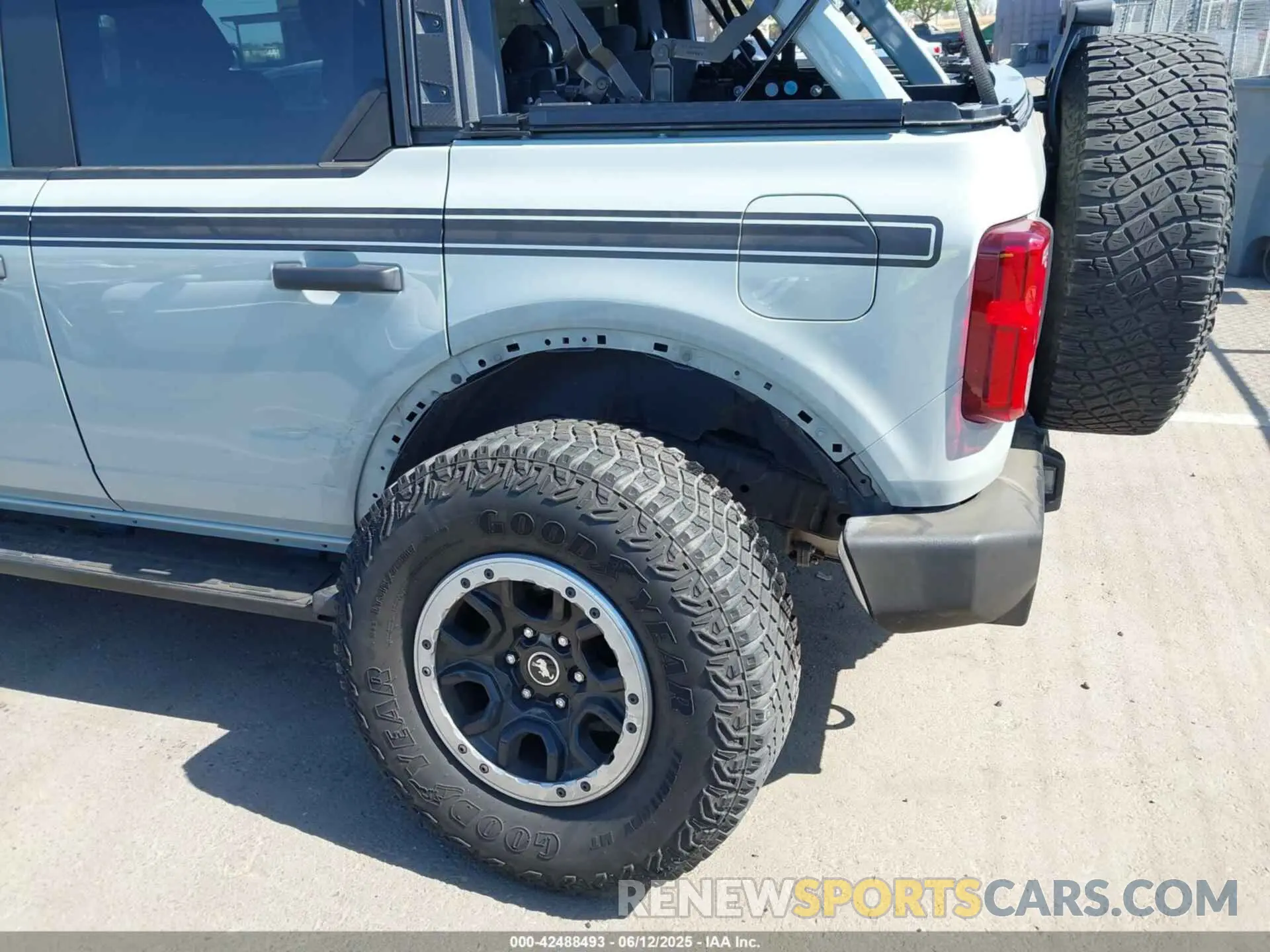 6 fotografías del automóvil dañado 1FMDE5DH0MLA94865 FORD BRONCO 2021