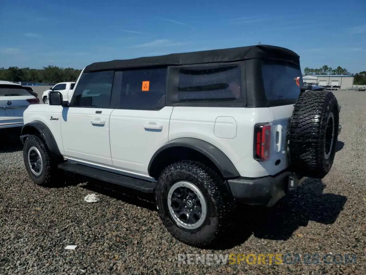 2 fotografías del automóvil dañado 1FMDE5DH0MLB04620 FORD BRONCO 2021