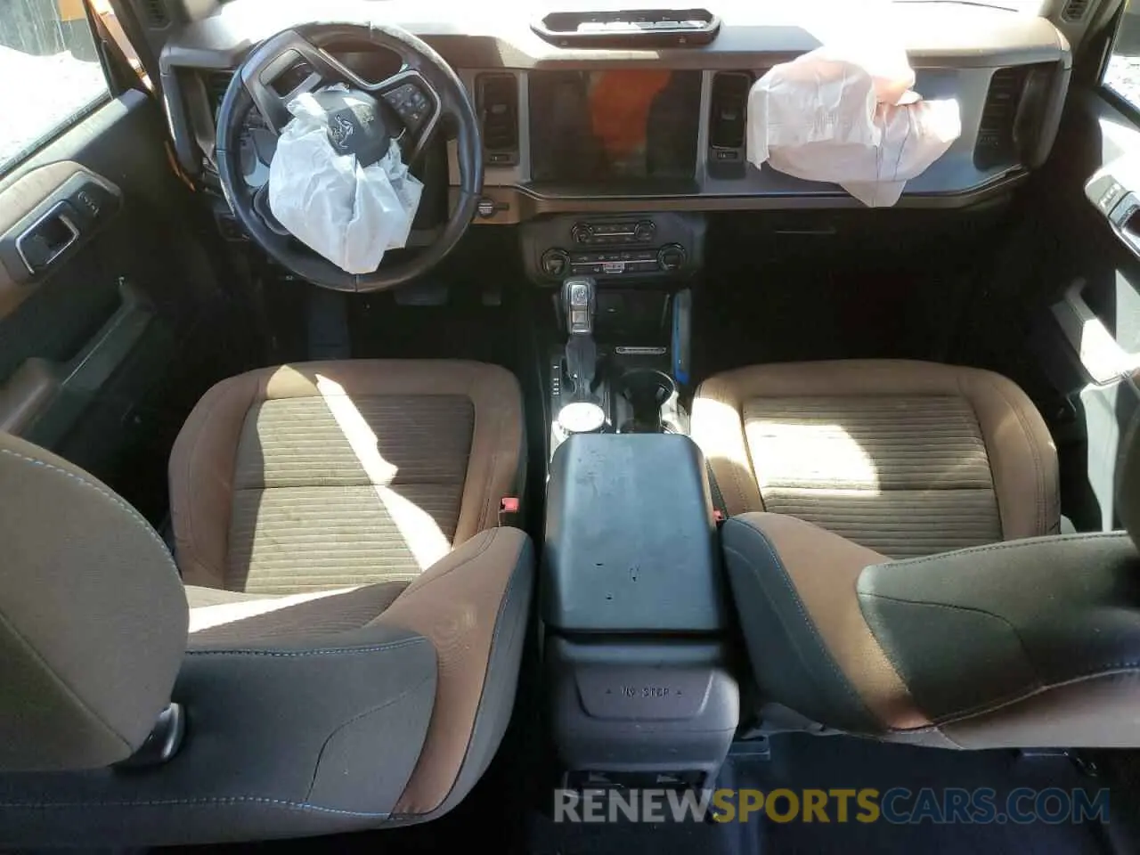 8 fotografías del automóvil dañado 1FMDE5DH6MLB02239 FORD BRONCO 2021