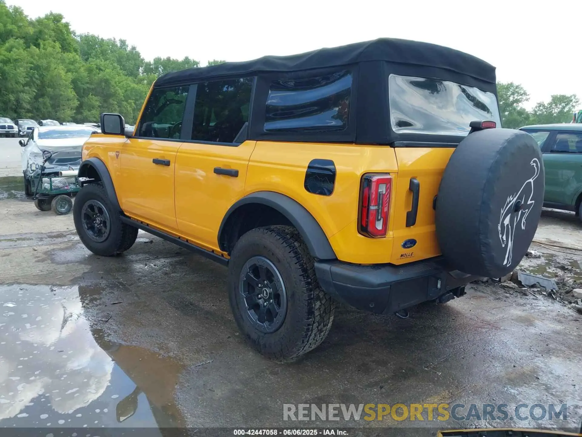 3 fotografías del automóvil dañado 1FMEE5DH0MLA63006 FORD BRONCO 2021