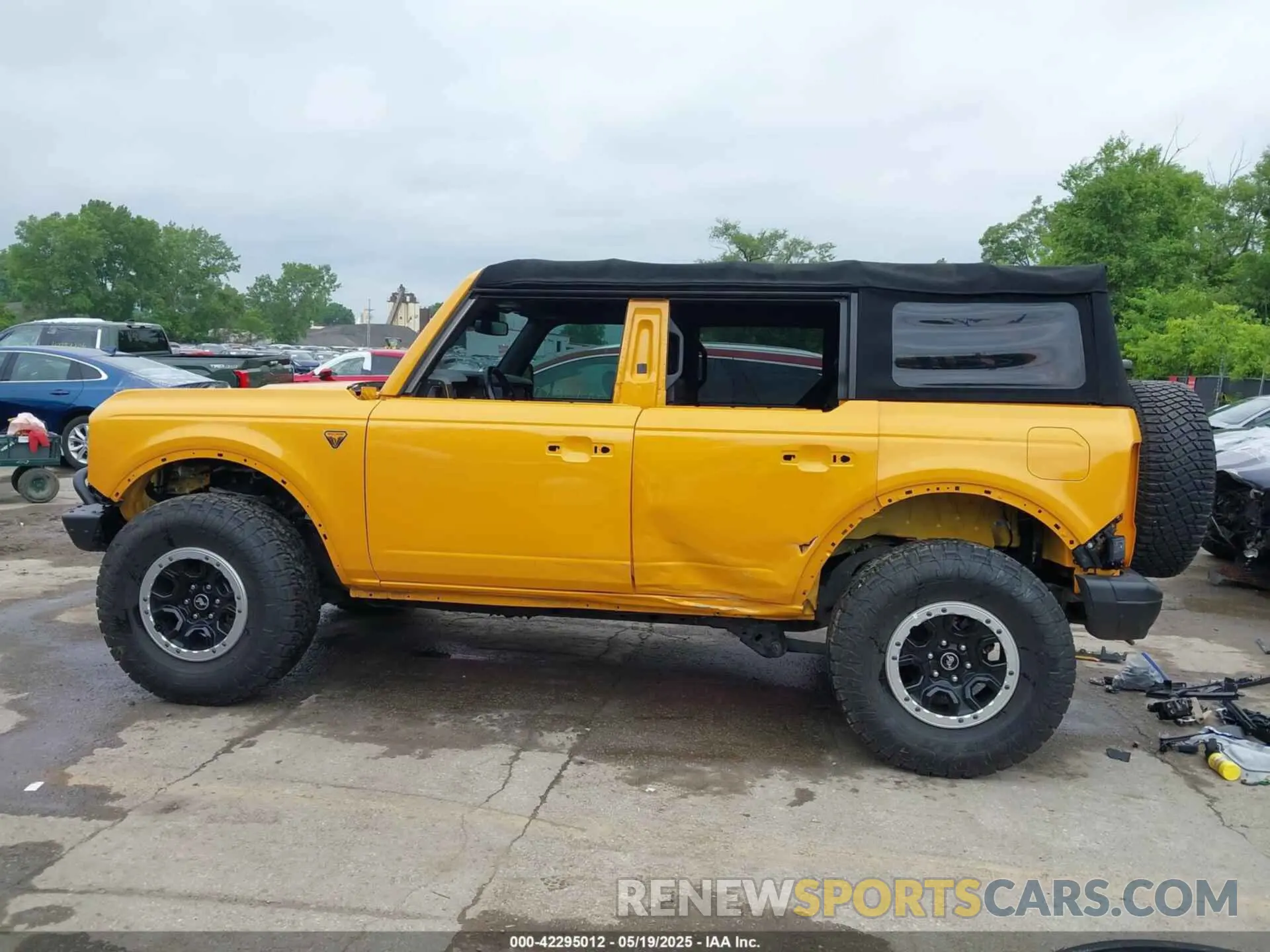 15 fotografías del automóvil dañado 1FMEE5DH3MLA61525 FORD BRONCO 2021