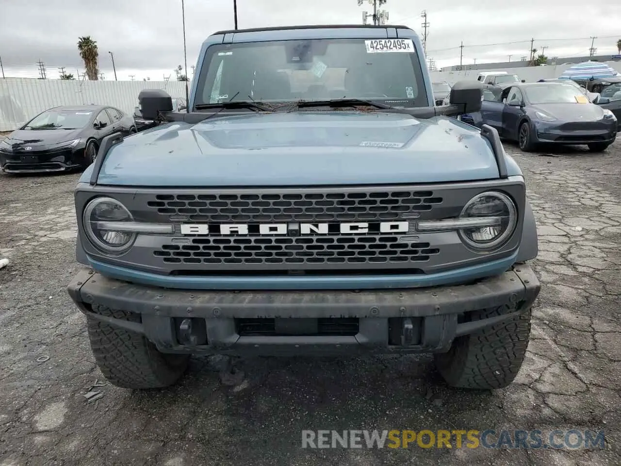 5 fotografías del automóvil dañado 1FMEE5DP4MLA90474 FORD BRONCO 2021