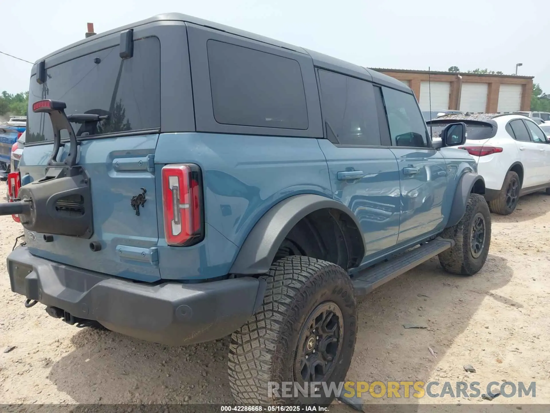4 fotografías del automóvil dañado 1FMEE5DP5MLA71724 FORD BRONCO 2021