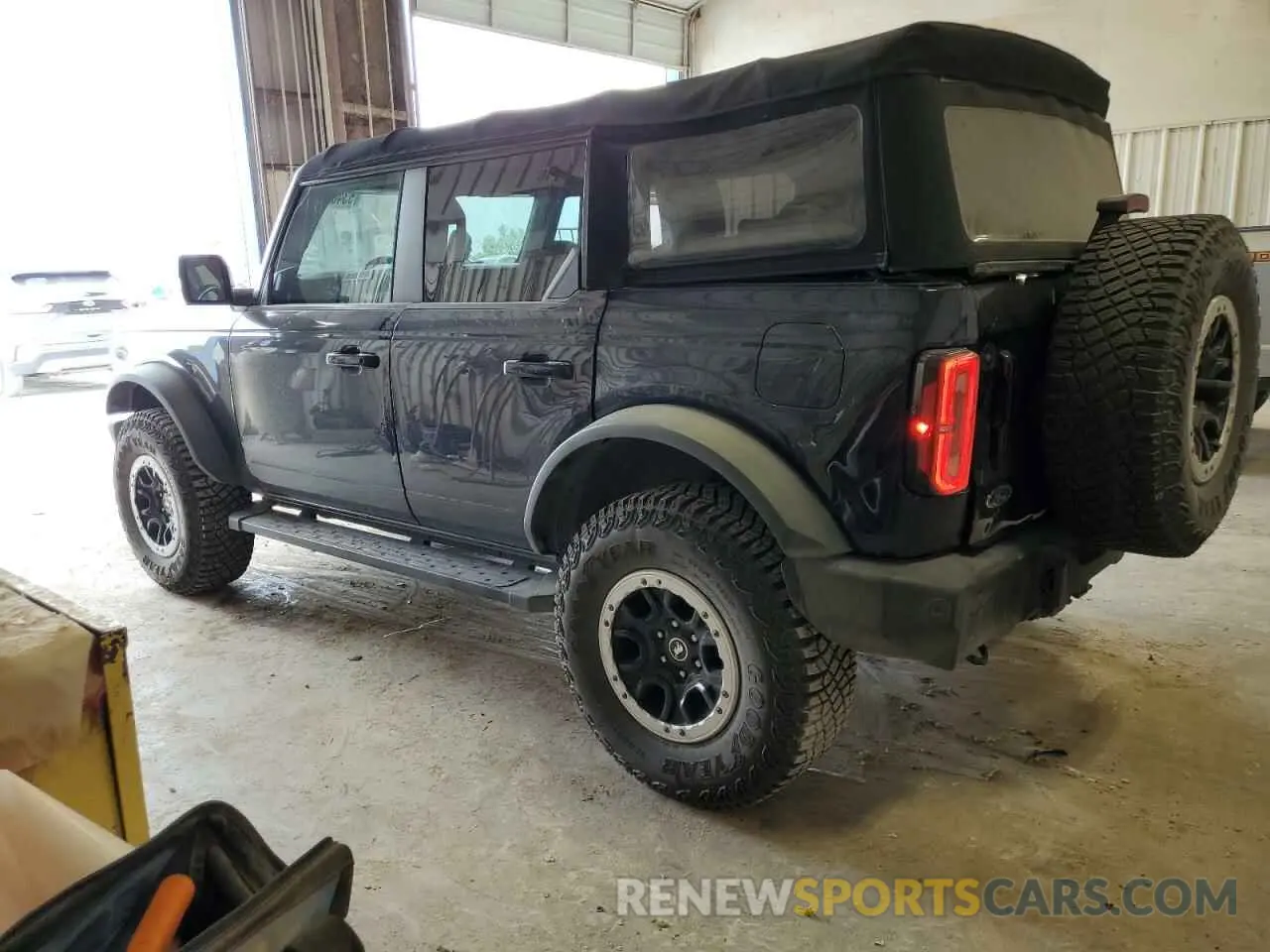 2 fotografías del automóvil dañado 1FMEE5DPXMLA91211 FORD BRONCO 2021