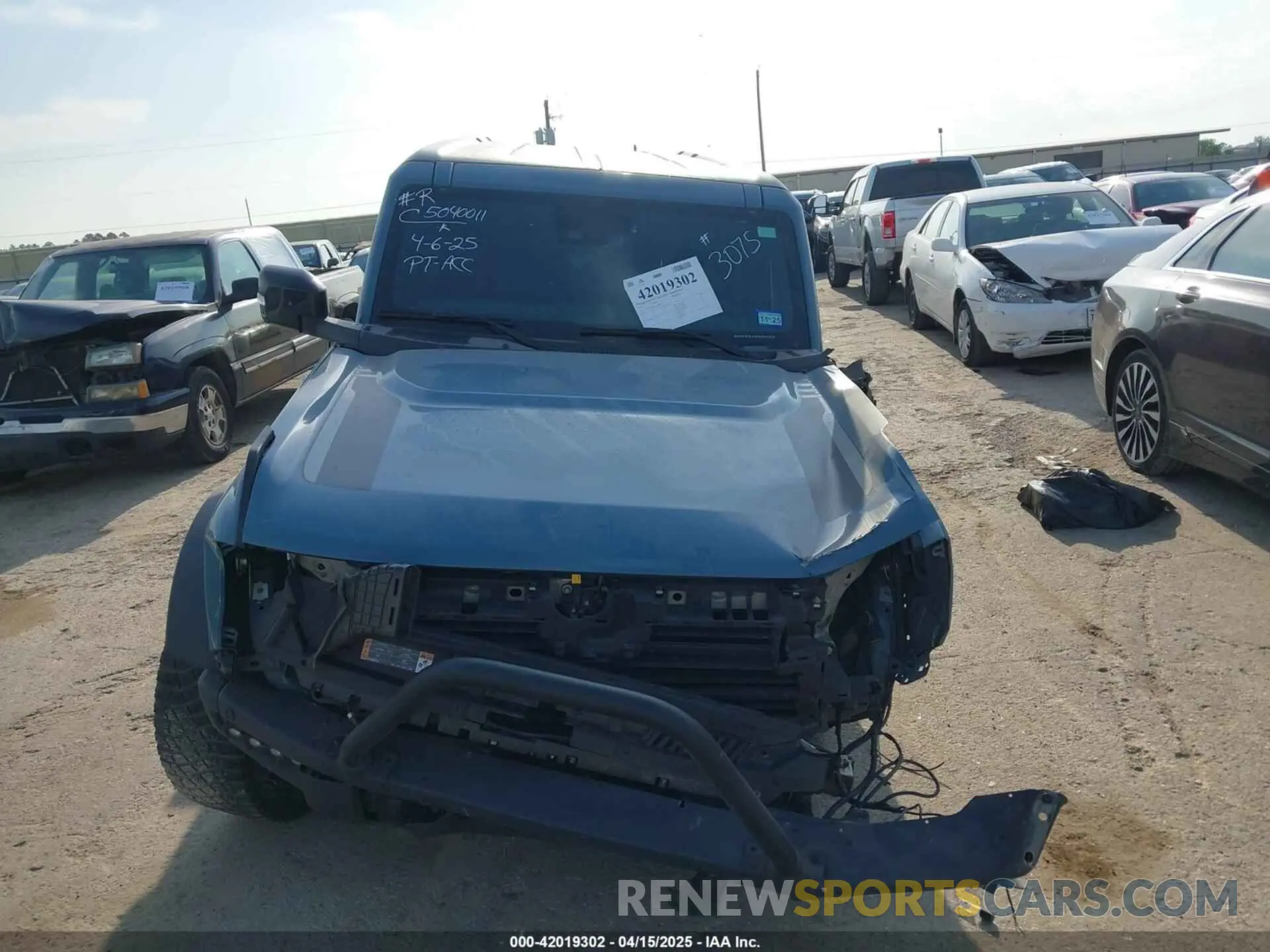 13 fotografías del automóvil dañado 1FMEE5EPXMLA43075 FORD BRONCO 2021