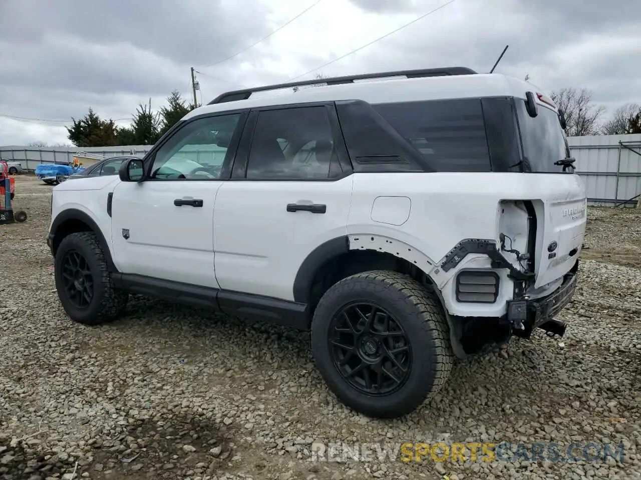 2 fotografías del automóvil dañado 3FMCR9B61MRA58449 FORD BRONCO 2021