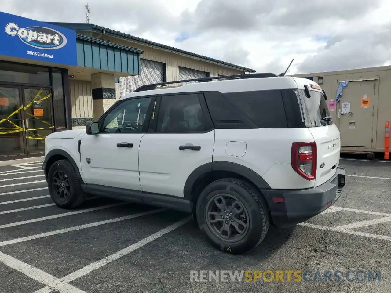 2 fotografías del automóvil dañado 3FMCR9B6XMRA26471 FORD BRONCO 2021