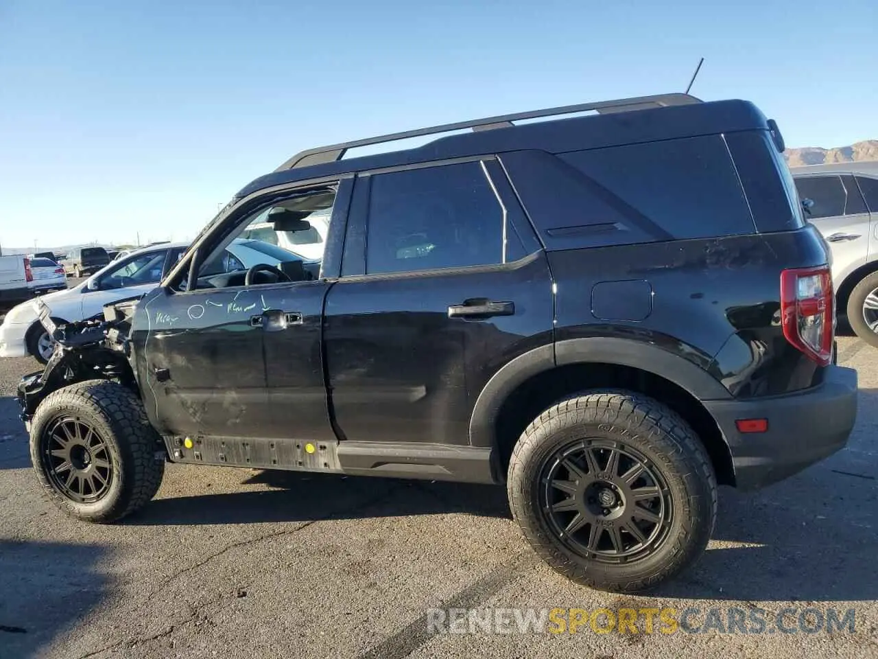 2 fotografías del automóvil dañado 3FMCR9B6XMRA59857 FORD BRONCO 2021