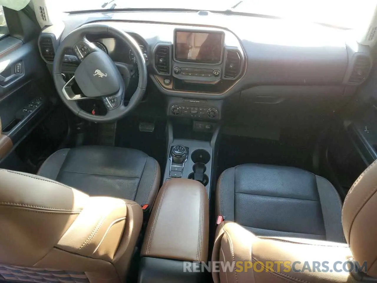8 fotografías del automóvil dañado 3FMCR9C6XMRB13866 FORD BRONCO 2021