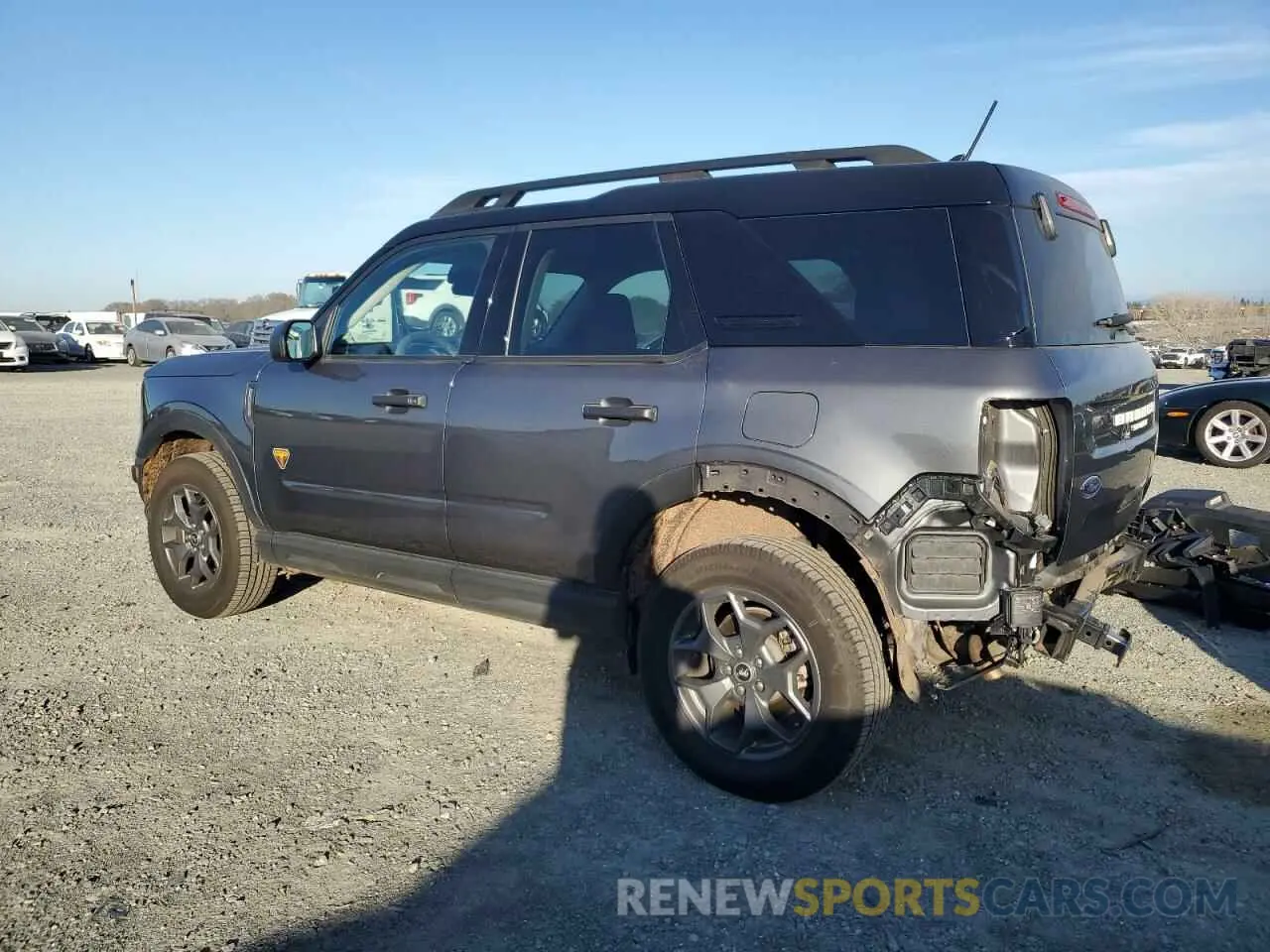2 fotografías del automóvil dañado 3FMCR9D94MRA72935 FORD BRONCO 2021