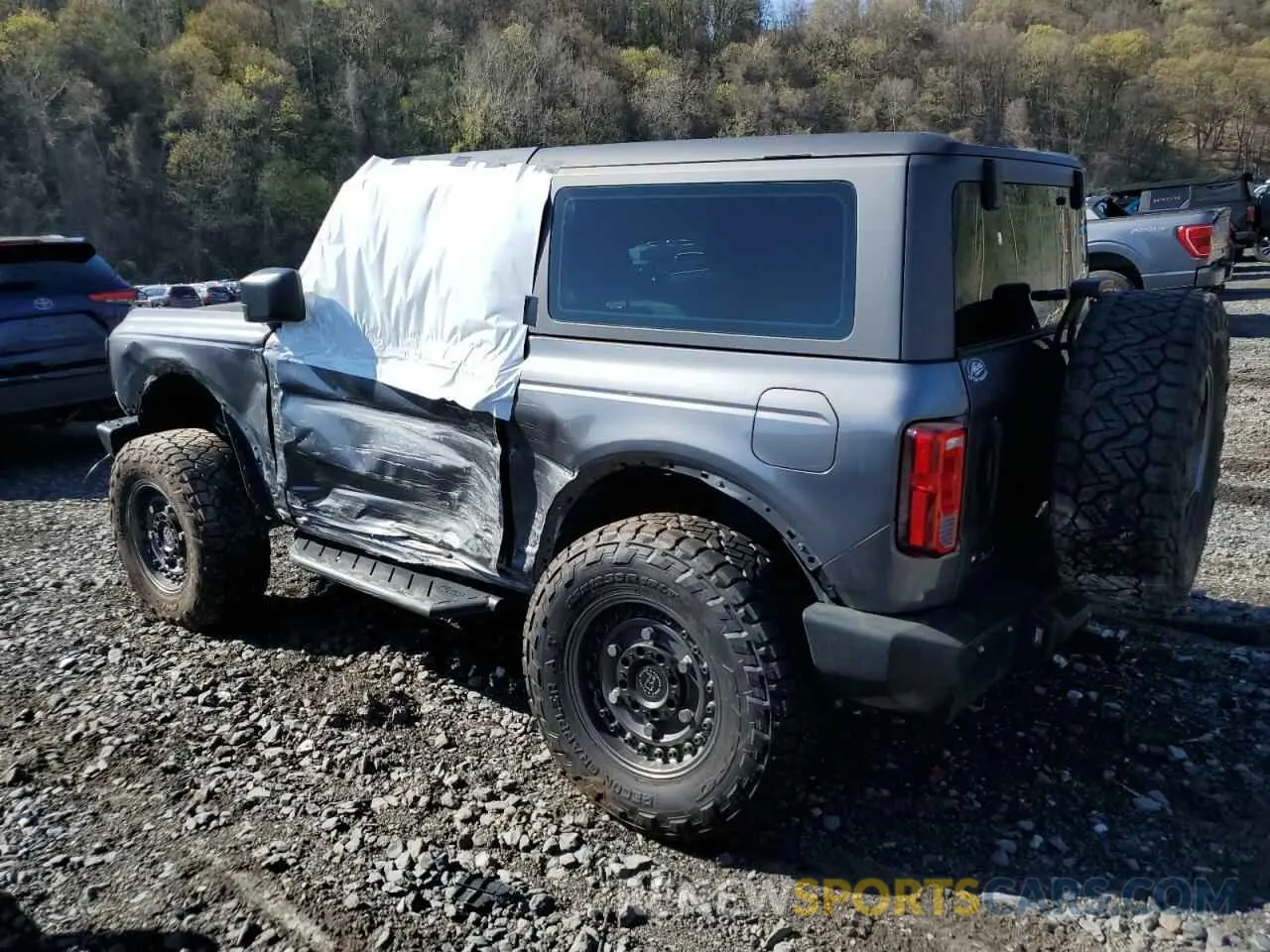 2 fotografías del automóvil dañado 1FMDE5AH5NLB19801 FORD BRONCO 2022