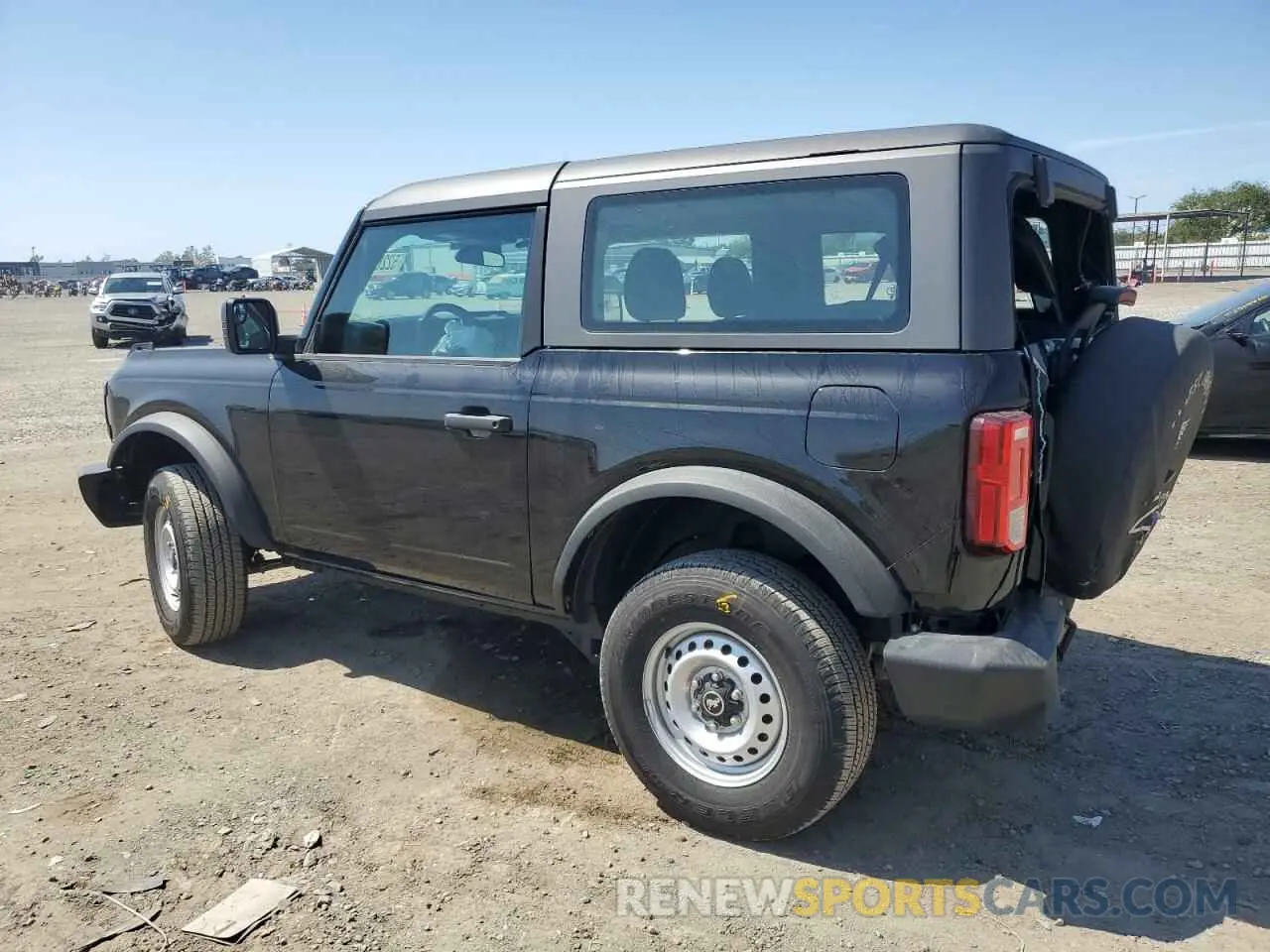2 fotografías del automóvil dañado 1FMDE5AP5NLB09955 FORD BRONCO 2022