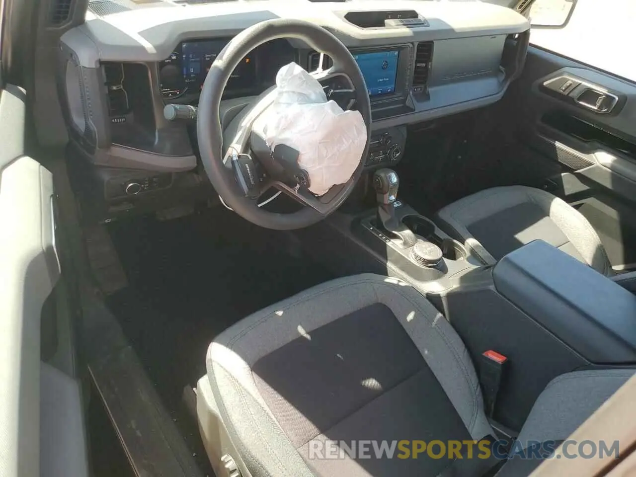 8 fotografías del automóvil dañado 1FMDE5AP5NLB09955 FORD BRONCO 2022