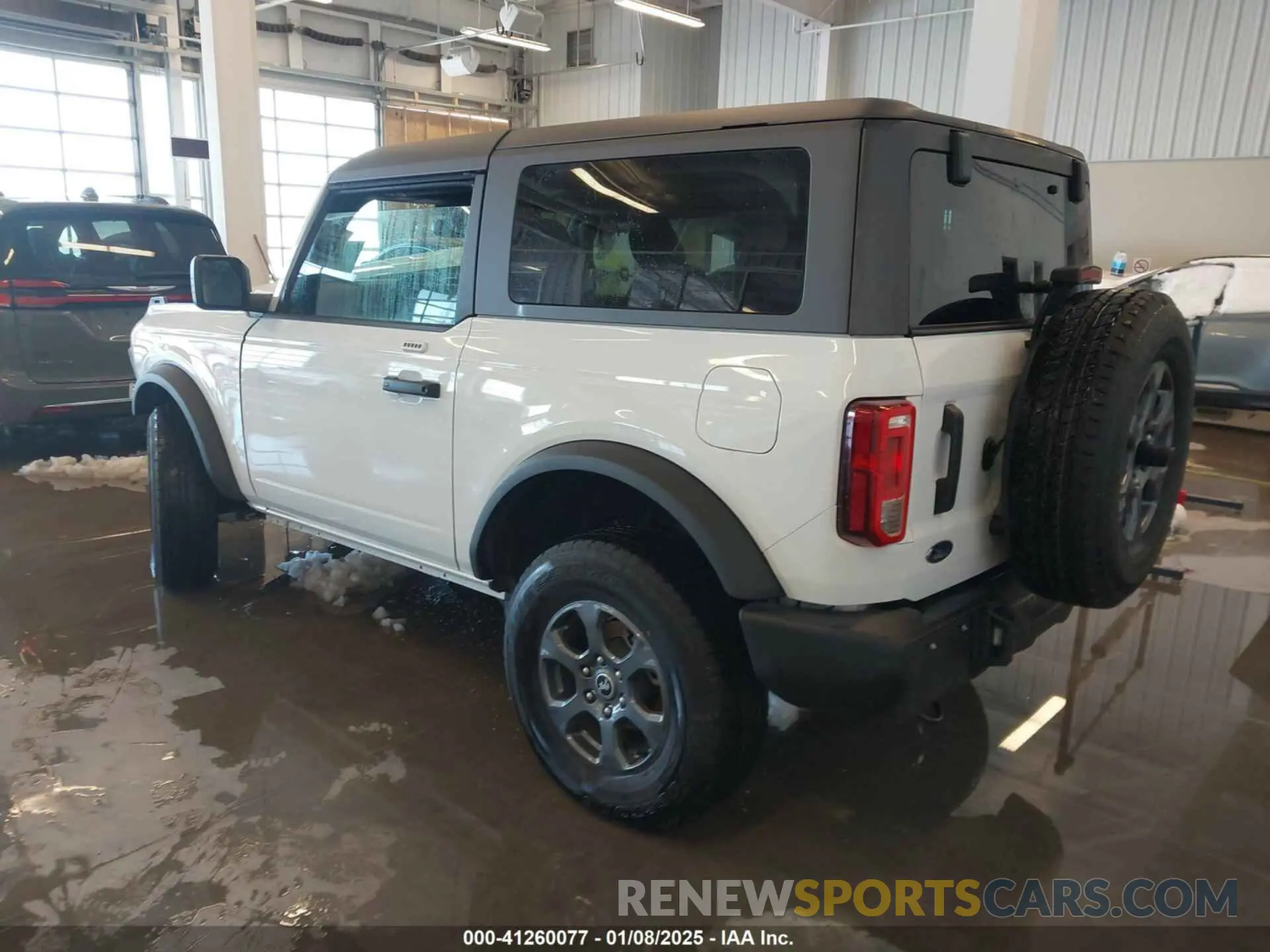 3 fotografías del automóvil dañado 1FMDE5AP7NLB47297 FORD BRONCO 2022