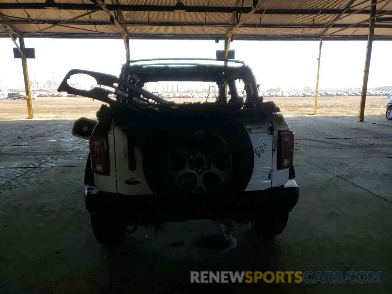 6 fotografías del automóvil dañado 1FMDE5BH0NLB85266 FORD BRONCO 2022