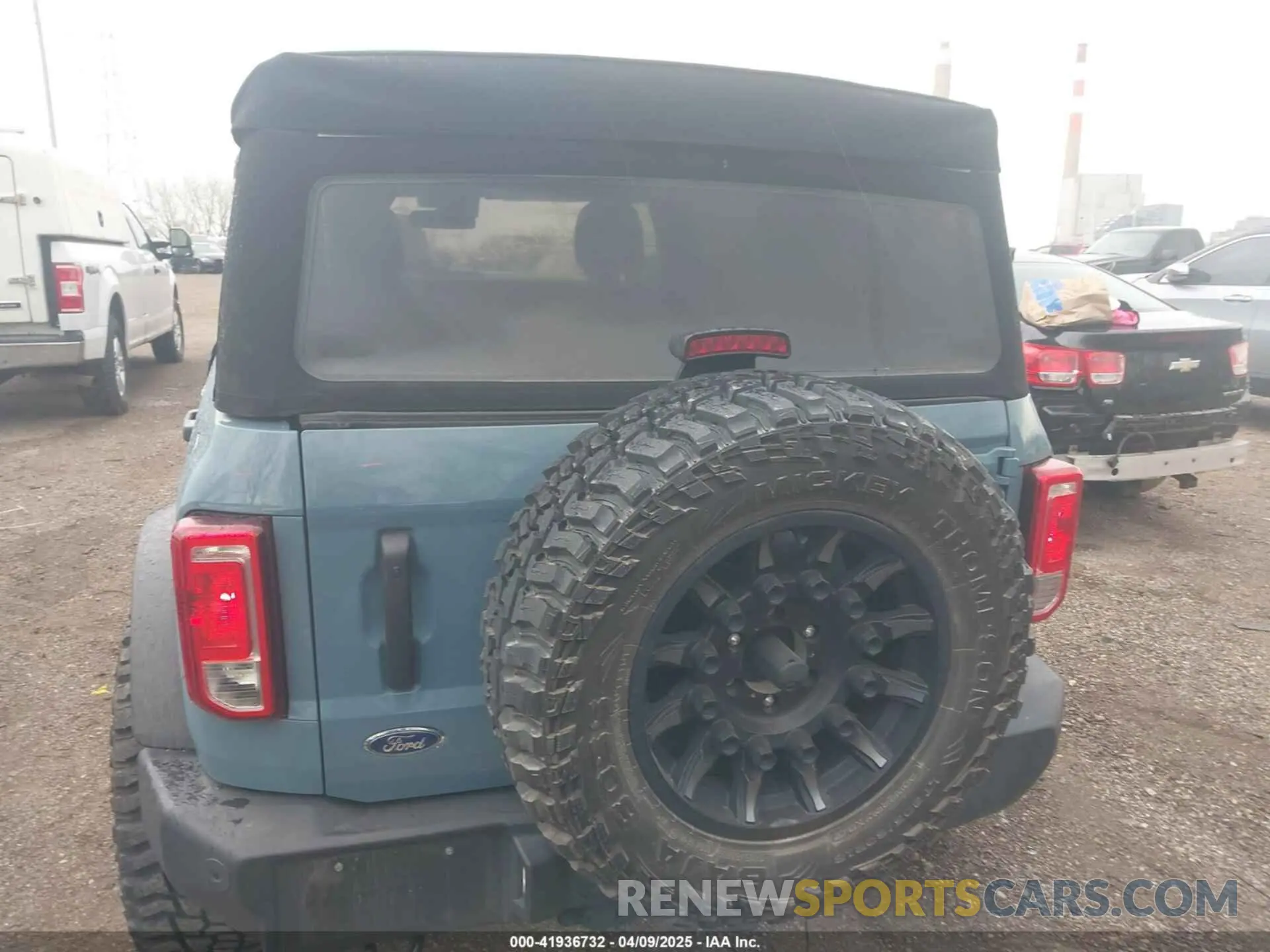 16 fotografías del automóvil dañado 1FMDE5BH1NLB25626 FORD BRONCO 2022